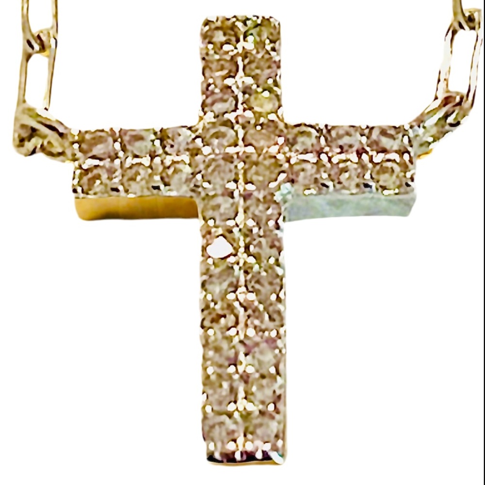 Bella Luce Cross Necklace!